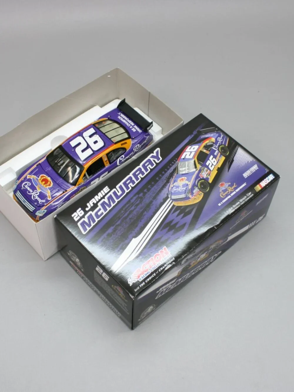 Jamie McMurray 26 Crown Royal 2009 Fusion 1:24 Roush Action Diecast NASCAR Stock
